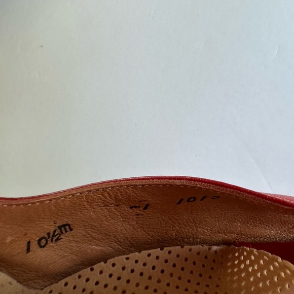Vintage 70-80s red leather peep toe heel 👠 gold thread Marty Fuerst Detroit 9.5 - Picture 13 of 14